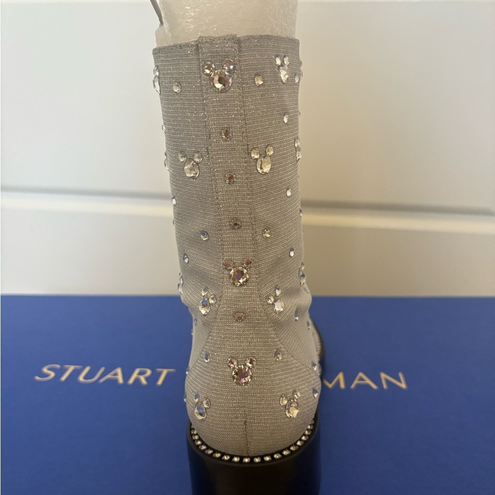 New with Box Stuart Weitzman x Disney Collab White Combat Boots Size 8 - Picture 8 of 15